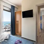 Almare Seaside & - Sithonia Aparthotel