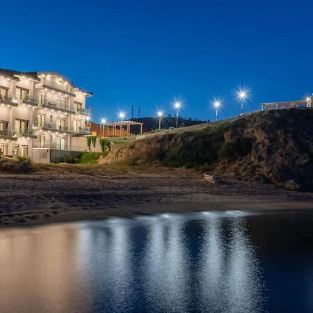 Ξενοδοχείο με διαμερίσματα Almare Seaside & - Sithonia 4*