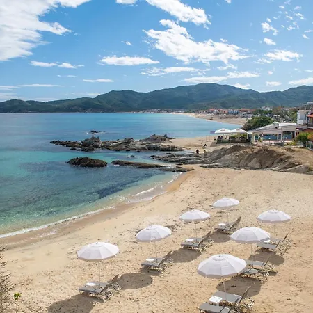 Almare Seaside & - Sithonia 公寓式酒店 4*