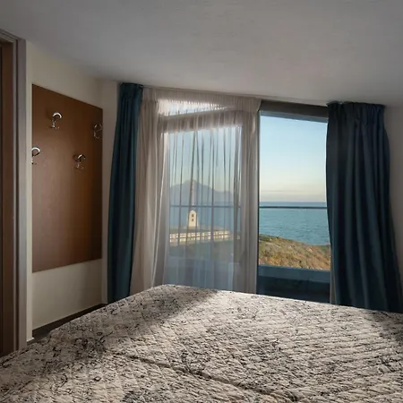 Almare Seaside & - Sithonia Appart hôtel Sarti