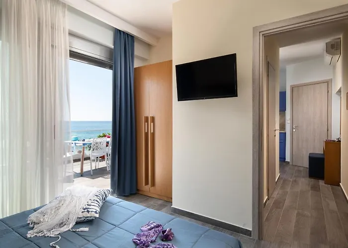 Almare Seaside & - Sithonia Апарт-отель