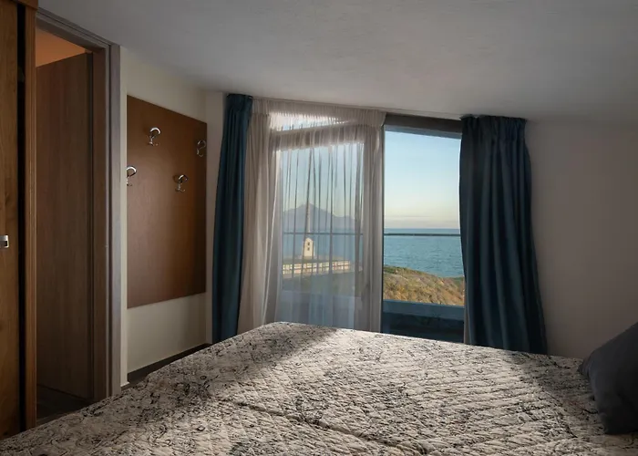 Almare Seaside & - Sithonia Aparthotel Sarti