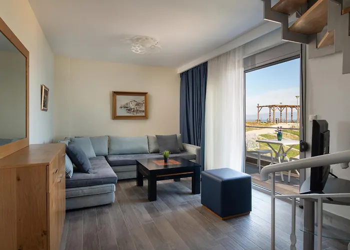 Almare Seaside & - Sithonia Aparthotel