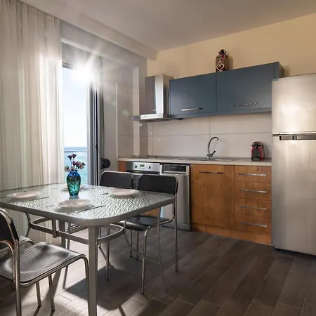 Almare Seaside & - Sithonia 4*