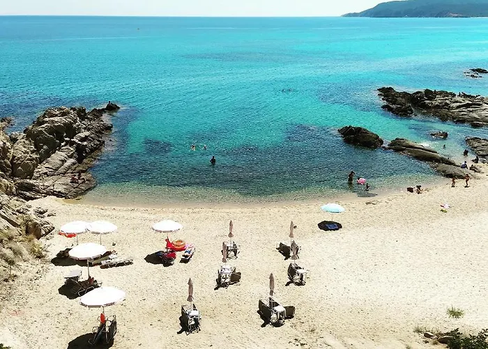 Almare Seaside & - Sithonia Hotel de apartamente 4*